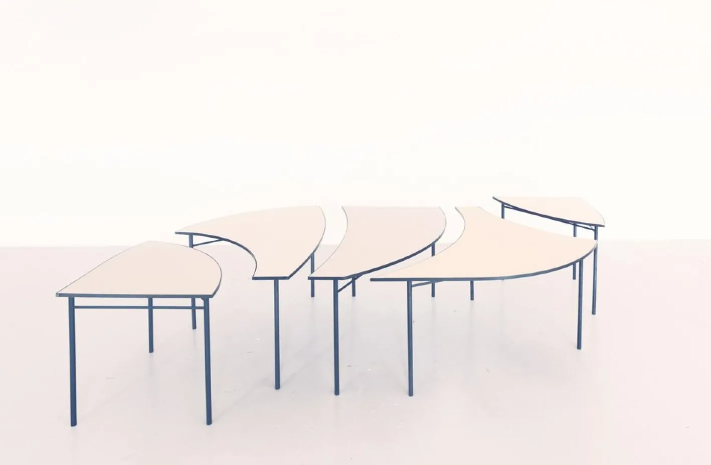 Blaues Tabula Non Rasa Tischset von Studio Trace, 5 . Set
