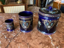 Blau glasiertes Steingut Service, 4 . Set