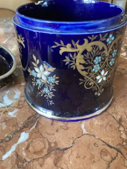 Blau glasiertes Steingut Service, 4 . Set