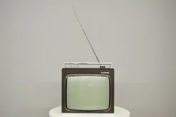 Brauner Naonis Fernseher, 1970er