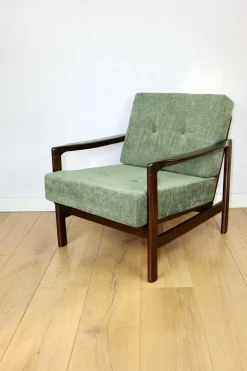 Brauner Vintage Armlehnstuhl aus Holz in grün-olivgrünem Jeans-Design von Z. Bączyk, 1970er