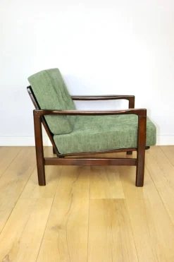 Brauner Vintage Armlehnstuhl aus Holz in grün-olivgrünem Jeans-Design von Z. Bączyk, 1970er