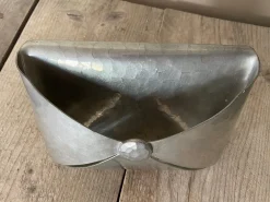 Briefhalter aus Zinn von Jean Goardere
