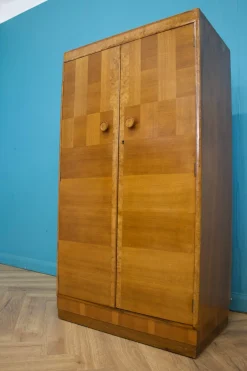 Britischer Art Deco Walnuss Wurzelholz Schrank, 1930er