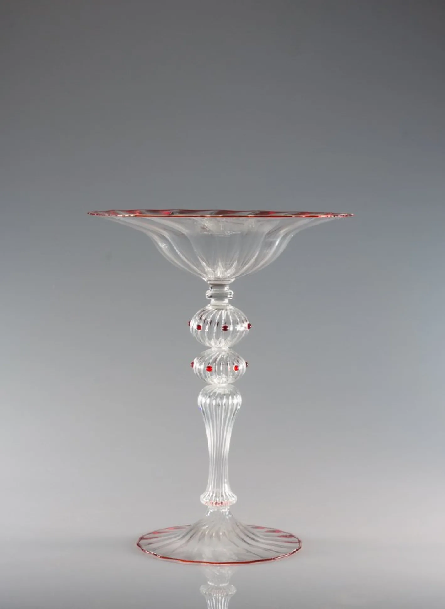 Browded Stielglas mit Zwei Punkten von Cortella & Ballarin