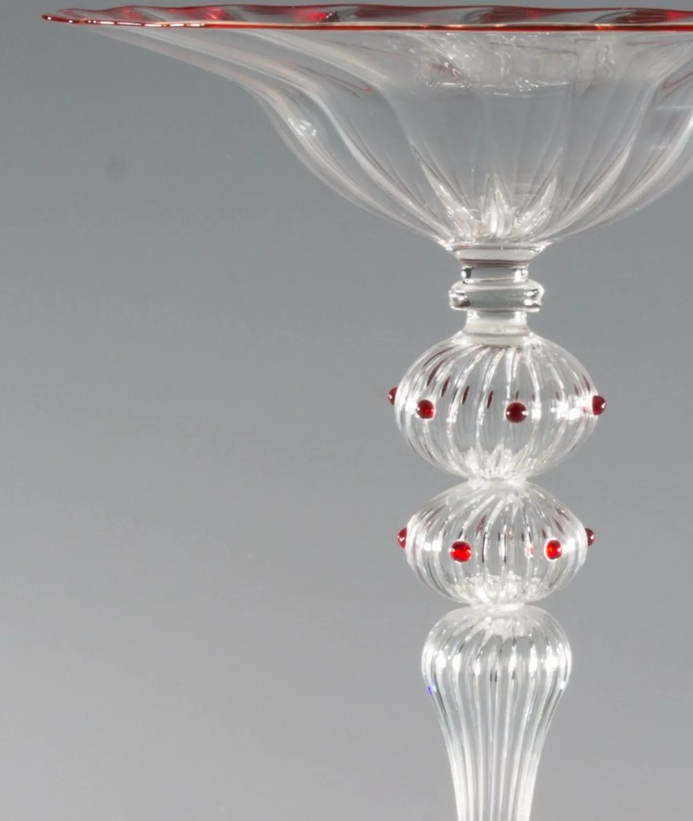 Browded Stielglas mit Zwei Punkten von Cortella & Ballarin