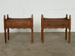 Brutalistische dänische Nachttische aus Eiche von Henning Kjærnulf, 1960er, 2er Set