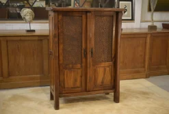 Brutalistischer Aranjou Kleiderschrank aus Ulmenholz, 1960er