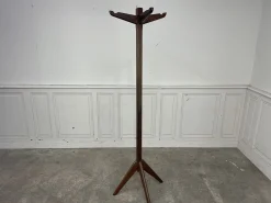 Brutalistischer Garderobenständer, 1950er