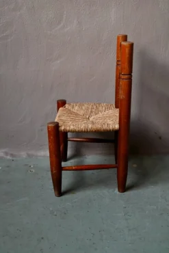 Brutalistischer Kinderstuhl aus Stroh, 1970er