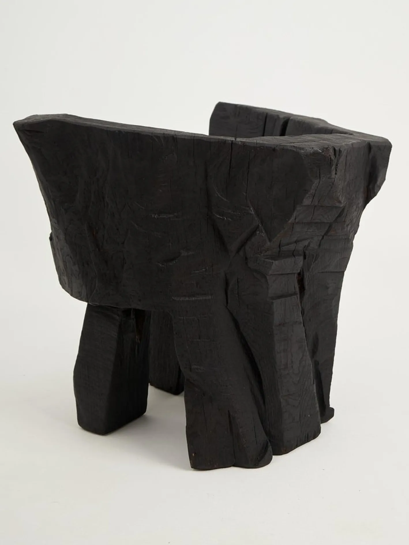 Brutalistischer skulpturaler Armhair von Logniture