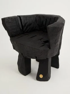 Brutalistischer skulpturaler Armhair von Logniture