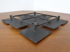 Brutalistische Wandtafel aus Metall, 1960er