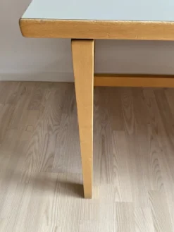 Buche Schreibtisch GE 125 von Hans J. Wegner für Getama