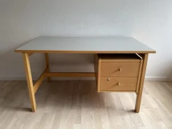 Buche Schreibtisch GE 125 von Hans J. Wegner für Getama