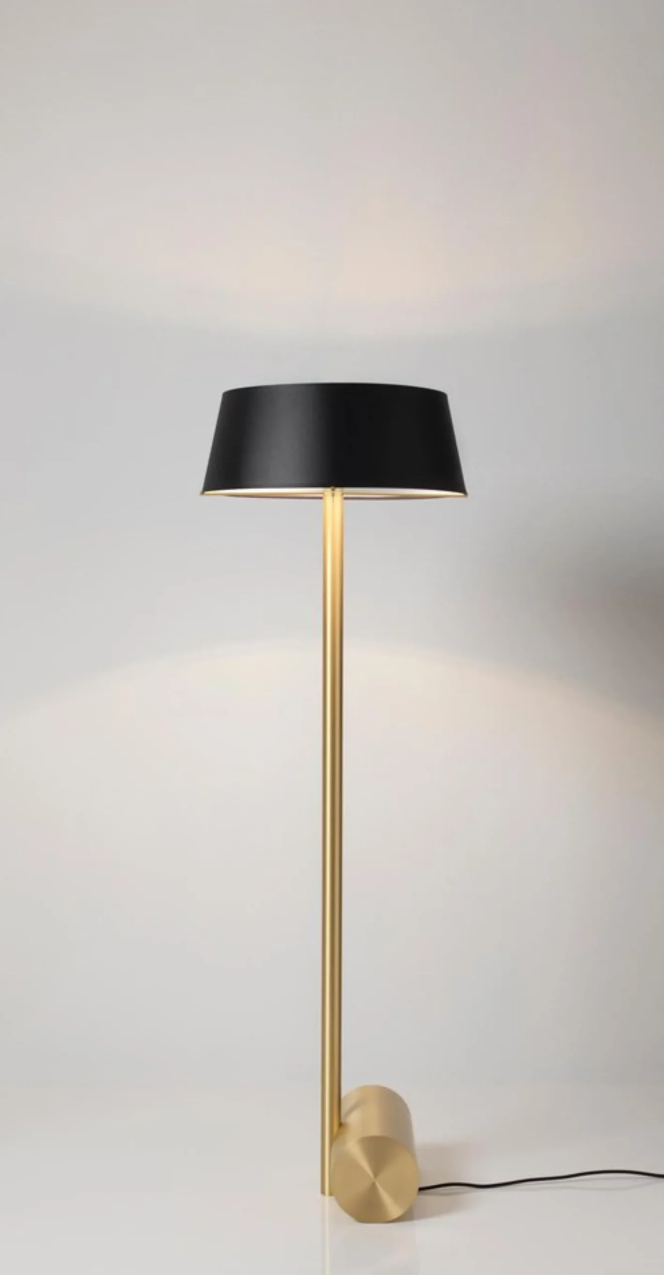 Calee XS Stehlampe von Pool