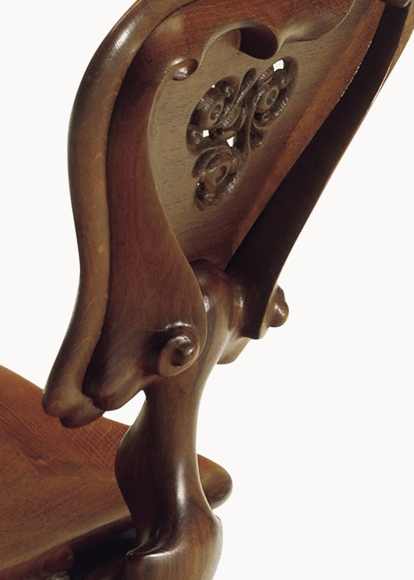 Calvet Chair aus Eiche von Antoni Gaudí für BD Barcelona