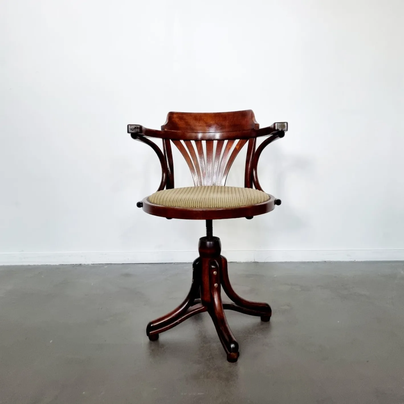 Captains Schreibtischstuhl von Michael Thonet für Ligna, 1950er