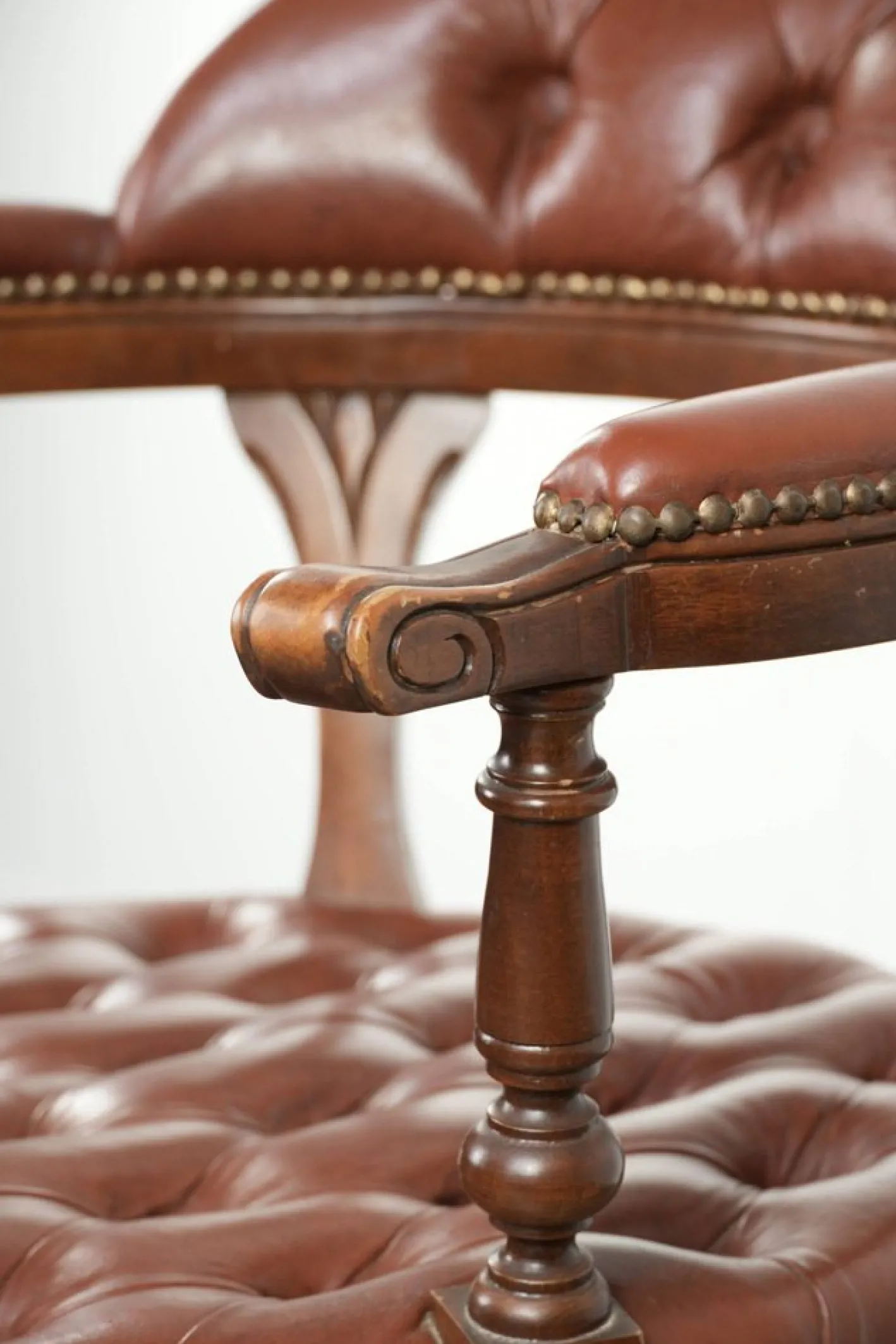 Chesterfield Bürostuhl aus Rindsleder