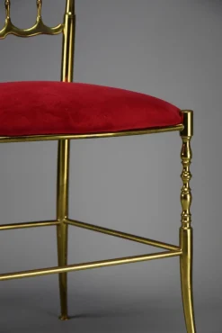 Chiavari Stuhl aus Messing & rotem Samt, 1950
