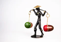 Chinesische Figur mit Salz- und Pfefferstreuer von Richard Rohac, 1950er