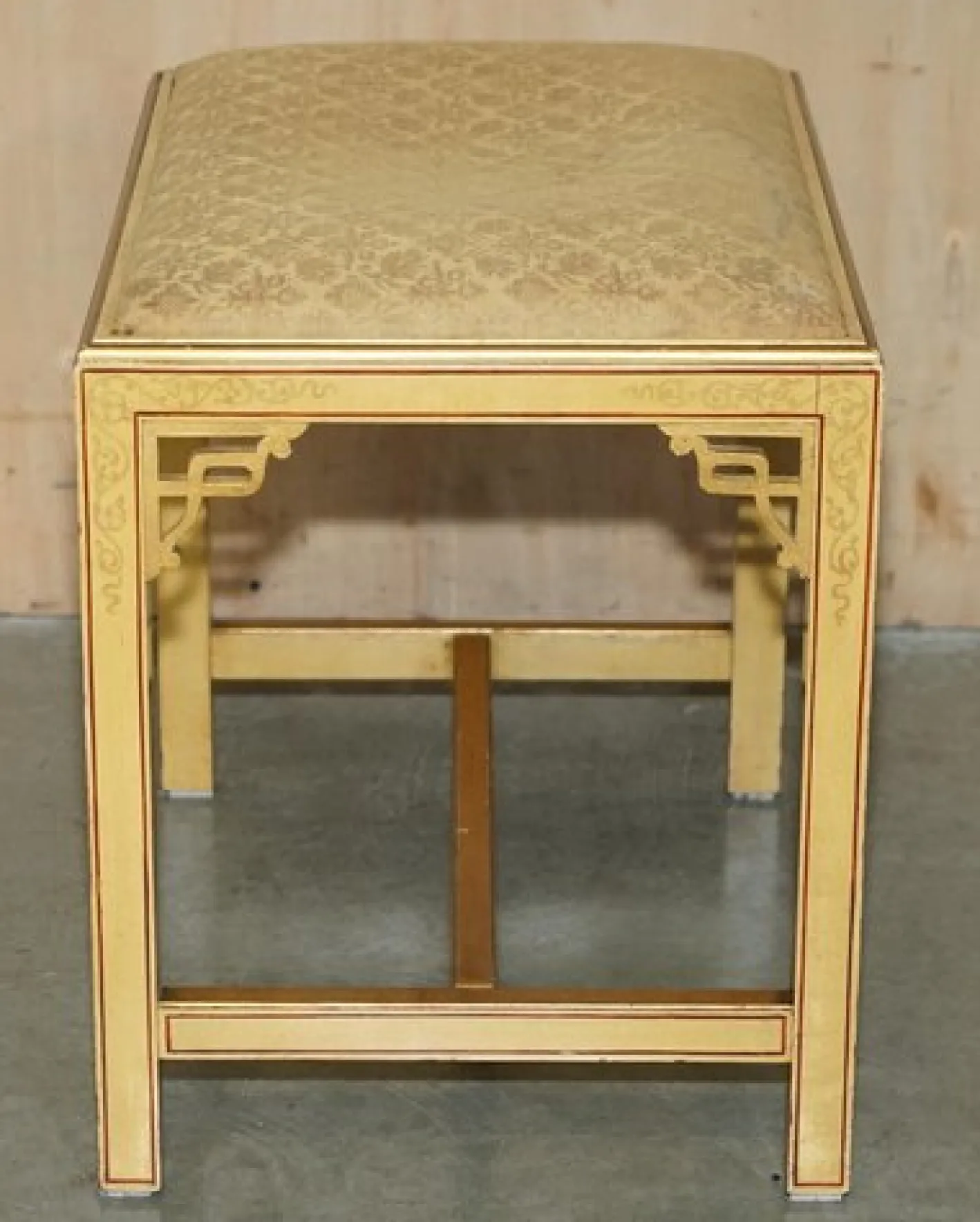 Chinesischer Chinoiserie Frisiertisch und Hocker aus Nussholz, 1920er, 2er Set