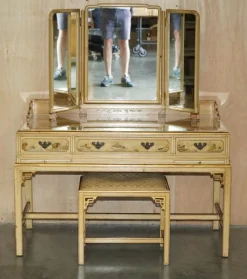 Chinesischer Chinoiserie Frisiertisch und Hocker aus Nussholz, 1920er, 2er Set
