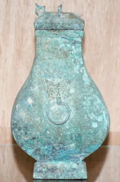 Chinesisches Ritual Weingefäß aus Bronze mit Deckel