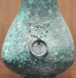 Chinesisches Ritual Weingefäß aus Bronze mit Deckel