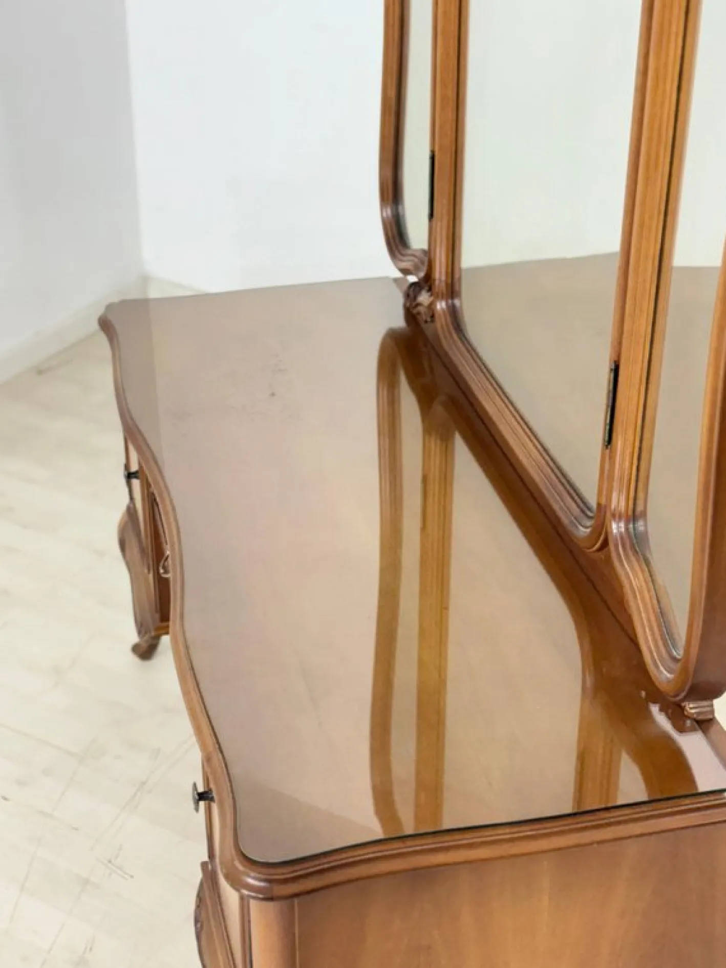 Chippendale Frisiertisch aus Holz