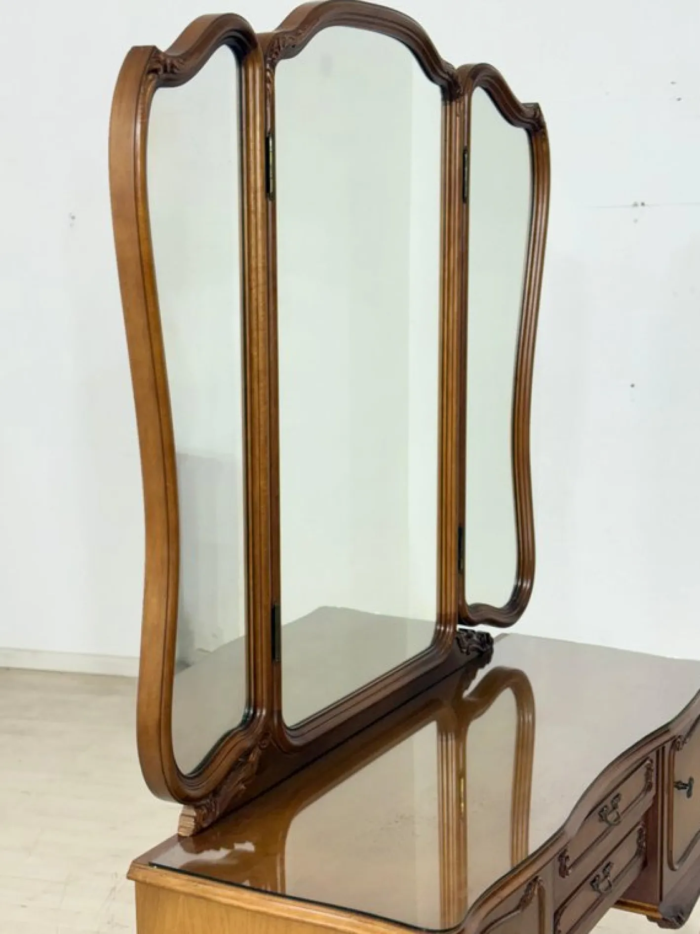 Chippendale Frisiertisch aus Holz