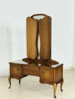 Chippendale Frisiertisch aus Holz