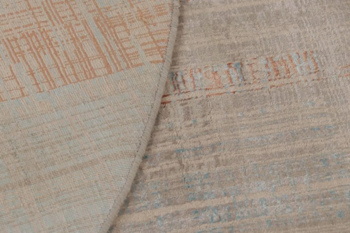 Circle Teppich mit mehrfarbigem abstraktem Muster von Rug&Kilim