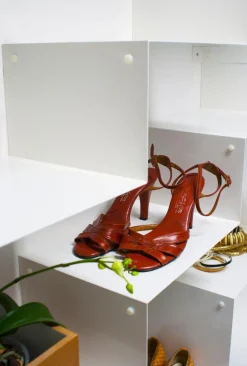 Cloud Steps Regale von OK Design