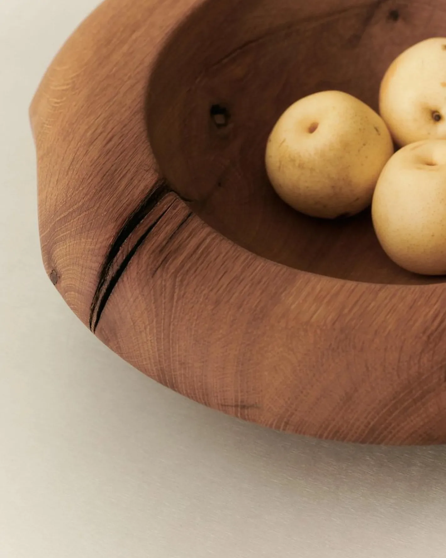 Collar Object 008 von Louise Roe