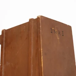 Contemporary Minimalist Inri Kontrabass Skulptur von Sandro, 2017