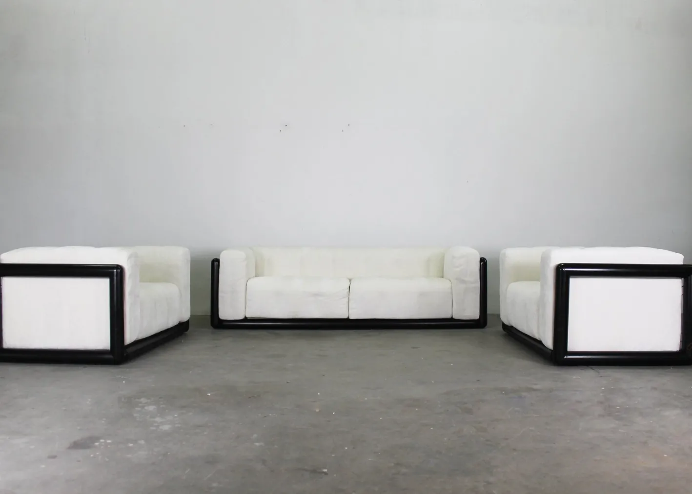 Cornaro Wohnzimmer Set aus Lackiertem Holz & Stoff von Carlo Scarpa für Gavina 1970, 3er Set