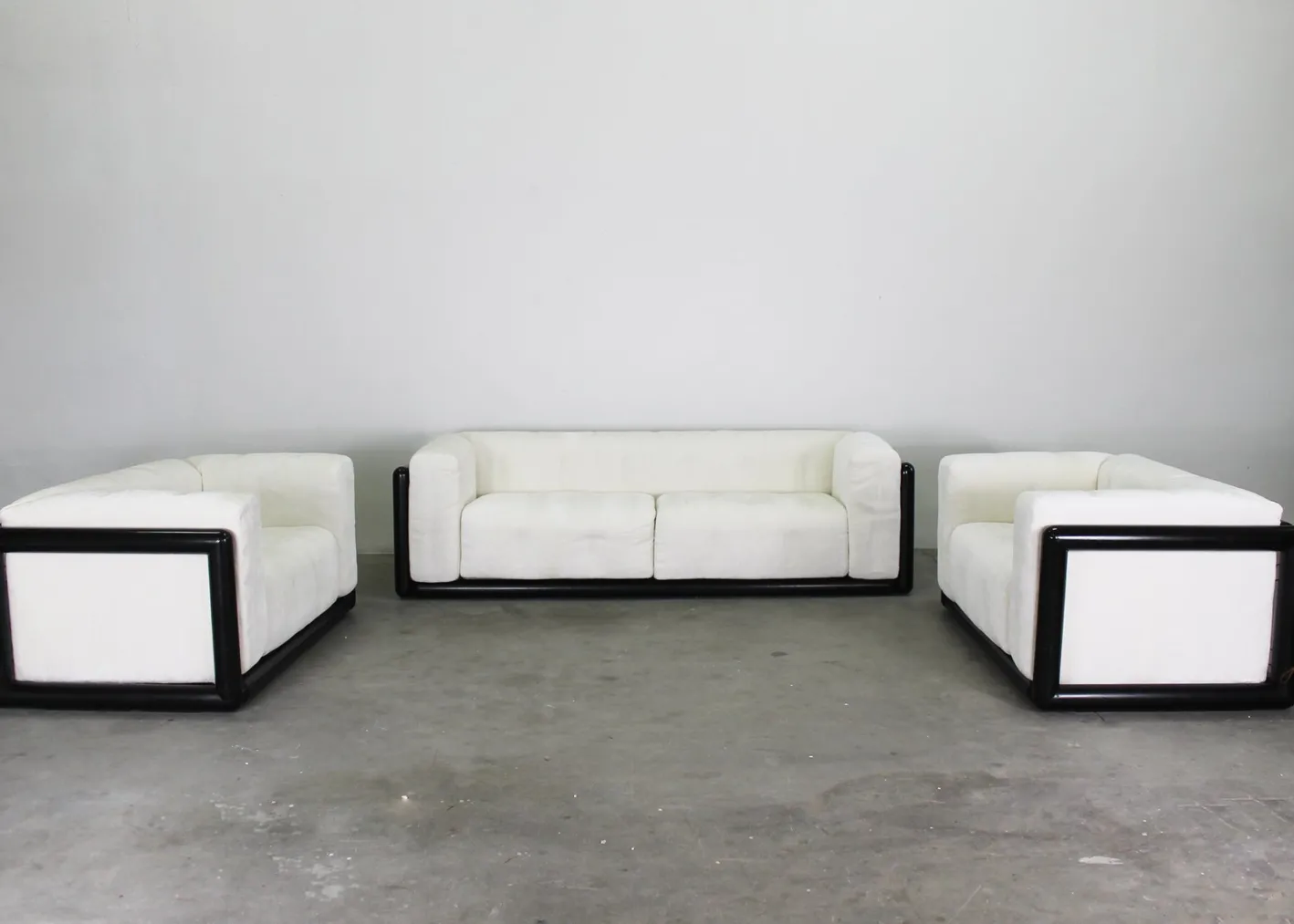 Cornaro Wohnzimmer Set aus Lackiertem Holz & Stoff von Carlo Scarpa für Gavina 1970, 3er Set