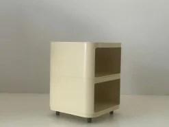 Cremefarbener Modell 4970 Nachttisch von Anna Castelli für Kartell, 1970er