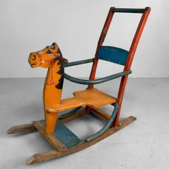 Dekoratives japanisches Schaukelpferd aus Holz, 1940