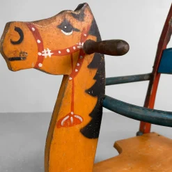 Dekoratives japanisches Schaukelpferd aus Holz, 1940