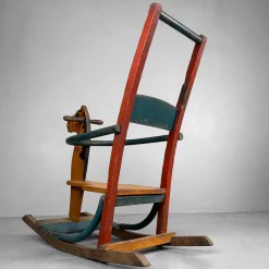 Dekoratives japanisches Schaukelpferd aus Holz, 1940