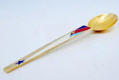 Dessertlöffel aus vergoldetem Silber mit Emaille-Weihnachtsmotiven