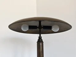 Deutsche Art Deco Gardist Tischlampe aus Messing, 1930er