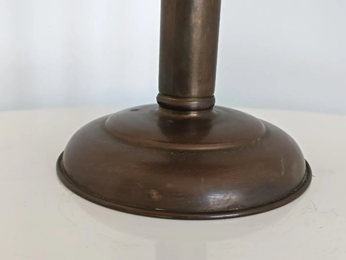 Deutsche Art Deco Gardist Tischlampe aus Messing, 1930er