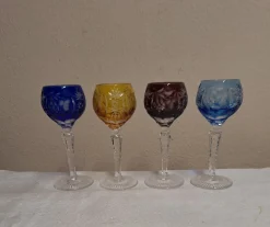 Deutsche Likörgläser aus farbigem Kristallglas von Nachtmann, 1970er, 4 . Set
