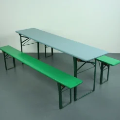 Deutscher Vintage Biertisch mit Bänken, 3er Set