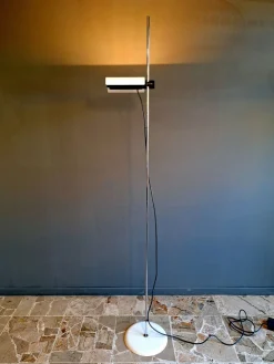 DIM Modell Stehlampe von Vico Magistretti für Oluce, Italien, 1970er