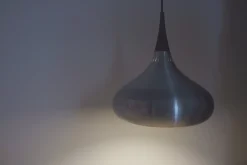 Dänische Mid-Century Aluminium Hängelampe von Jo Hammerborg für Fog & Mørup, 1960er