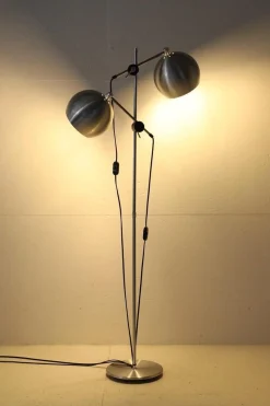 Dänische Mid-Century Stehlampe mit Doppelleuchte, 1970er
